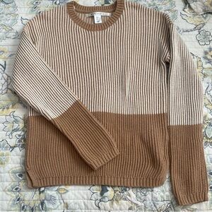 Brand New Max Studio Neutral Winter Sweater Size Small
